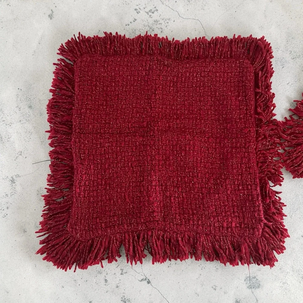 Pottery Barn 24x24 Deep Red Fringe w/ Gold Metallic Threads Pillow Cover Zipper‎
